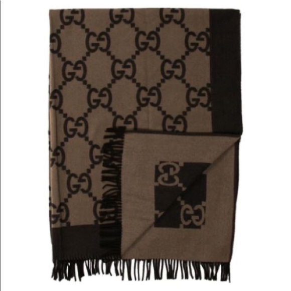 Gucci Other - GUCCI GG Logo Printed Wool Fringed Blanket